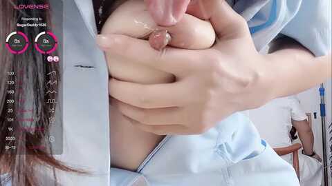 Media: wenwen1688 Stripchat 2023-10-11 00:52:00