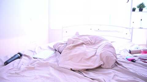 Media: white_sensuality Stripchat 2023-10-11 11:52:00