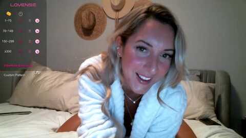 Media: cumoncandy69 Stripchat 2023-10-12 05:00:00