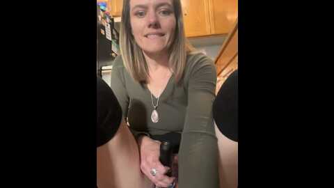 Media: ladylena1 Stripchat 2023-10-12 00:37:00