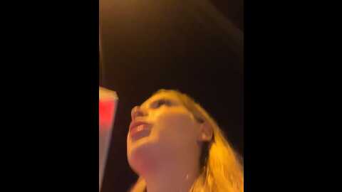 Media: legally_blonde Stripchat 2023-10-12 13:03:00