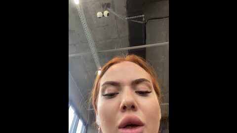 Media: raspberry_marry Stripchat 2023-10-12 08:52:00
