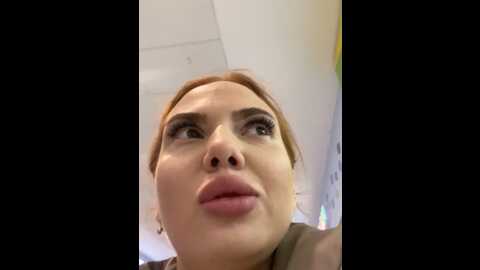 Media: raspberry_marry Stripchat 2023-10-12 09:45:00