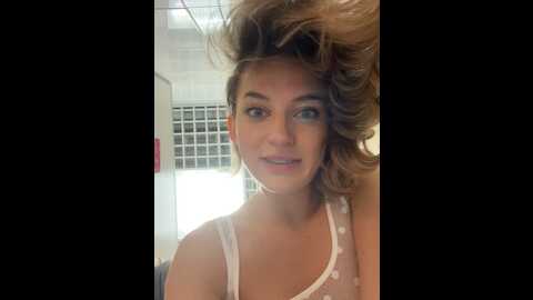 Media: _angelari_ Stripchat 2023-10-13 13:28:00