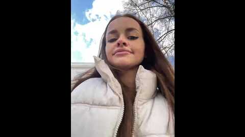 Media: angelinateller Stripchat 2023-10-13 07:51:00