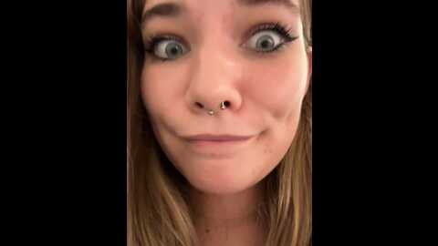 Media: holy_tereza Stripchat 2023-10-13 14:47:00