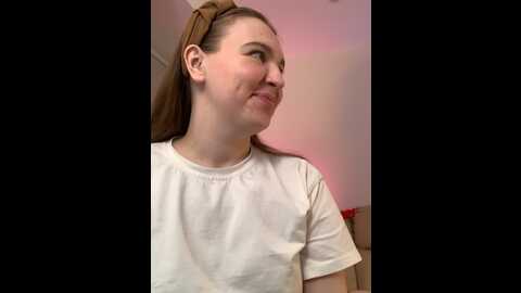 Media: radiants_two Stripchat 2023-10-13 18:40:00