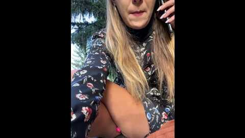 Media: risky_girl23 Stripchat 2023-10-13 14:32:00
