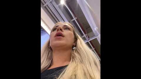 Media: streetdoll Stripchat 2023-10-13 10:32:00