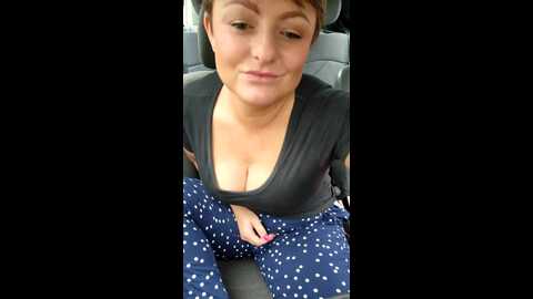 Media: tashkitty Stripchat 2023-10-13 09:42:00
