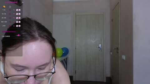 Media: twinky_chiks Stripchat 2023-10-13 12:30:00