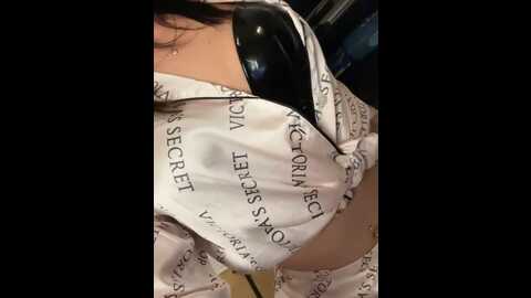 Media: yasmine_khalifa Stripchat 2023-10-13 03:36:00