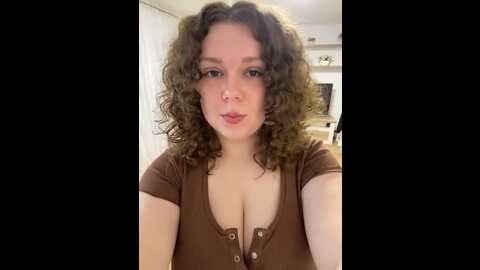 Media: _wonder_woman Stripchat 2023-10-14 07:18:00