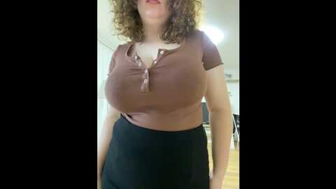 Media: _wonder_woman Stripchat 2023-10-14 08:31:00