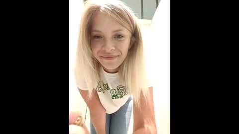 Media: anastasiaannie Stripchat 2023-10-14 11:52:00