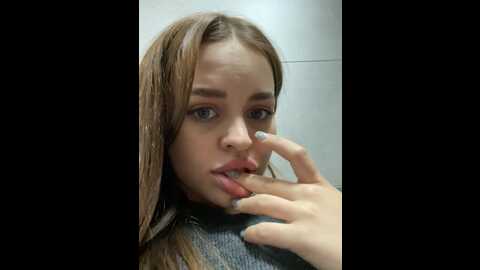 Media: angelinateller Stripchat 2023-10-14 06:51:00