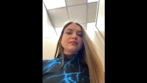 Media: brilliant_kiss Stripchat 2023-10-14 16:48:00