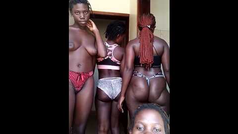 Media: holygrail001 Stripchat 2023-10-14 09:35:00