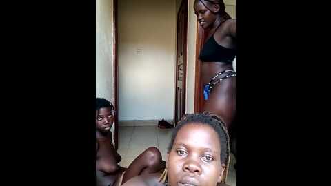 Media: holygrail001 Stripchat 2023-10-14 10:48:00