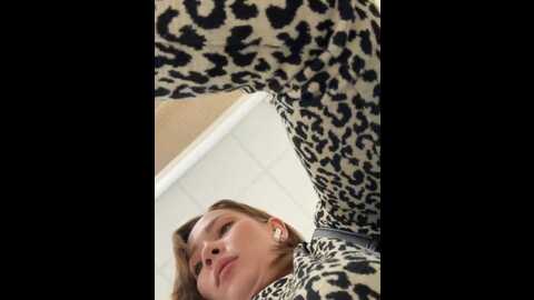 Media: lavenderhot Stripchat 2023-10-14 07:41:00