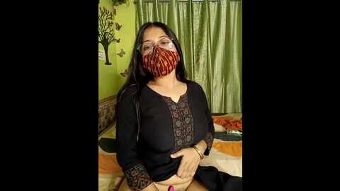 Media: lisa_bhabi Stripchat 2023-10-14 12:48:00