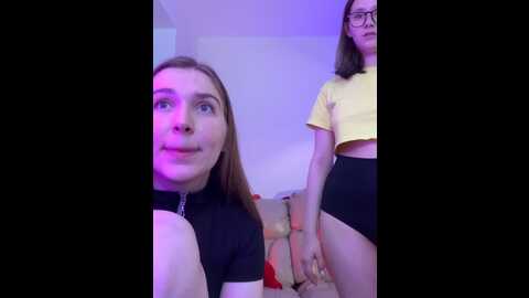 Media: radiants_two Stripchat 2023-10-14 20:00:00