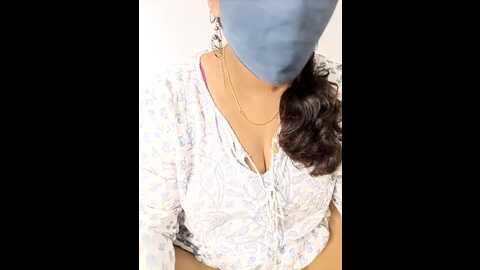 Media: rising_smiler Stripchat 2023-10-14 11:04:00