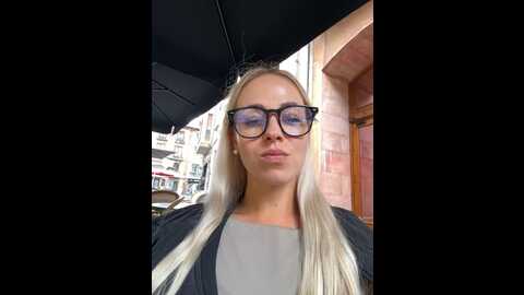 Media: streetdoll Stripchat 2023-10-14 13:23:00