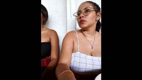 Media: sweetsin2 Stripchat 2023-10-14 19:16:00