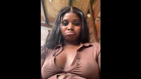 Media: annabella_ Stripchat 2023-10-15 13:32:00