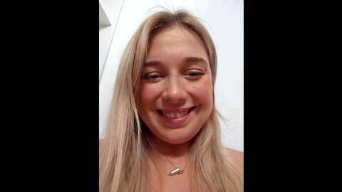 Media: cherryauroraa Stripchat 2023-10-15 11:24:00