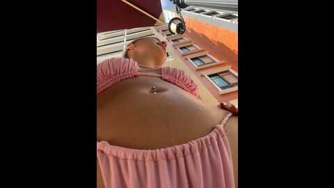 Media: legally_blonde Stripchat 2023-10-15 07:48:00