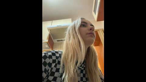 misa_akerman @ stripchat on 20231015