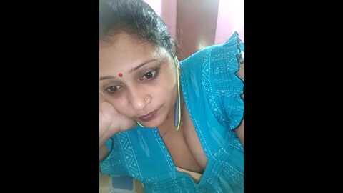 Media: sexy_mona56 Stripchat 2023-10-15 04:37:00