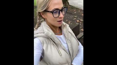 Media: streetdoll Stripchat 2023-10-15 11:14:00