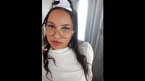 Media: sweetsin2 Stripchat 2023-10-15 17:18:00
