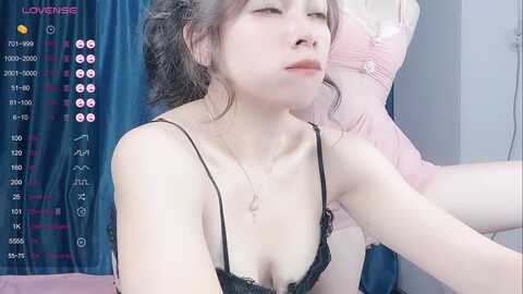 Media: wenwen1688 Stripchat 2023-10-15 12:02:00