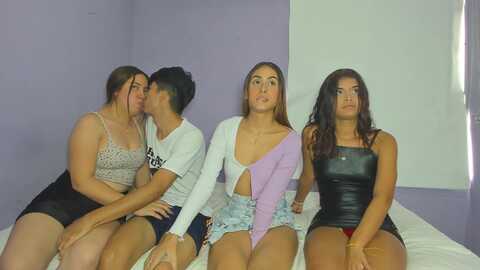 Media: whitekknight Stripchat 2023-10-15 16:29:00