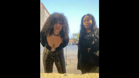 Media: charmingprincesses Stripchat 2023-10-15 23:48:00