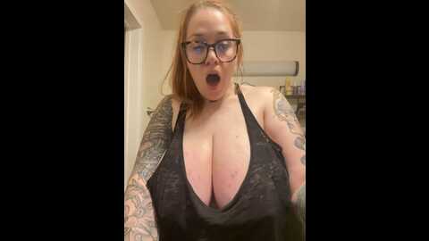 Media: cumming_atyou Stripchat 2023-10-16 07:00:00