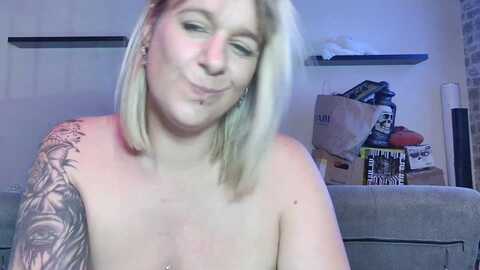 delichieuse5 @ stripchat on 20231016