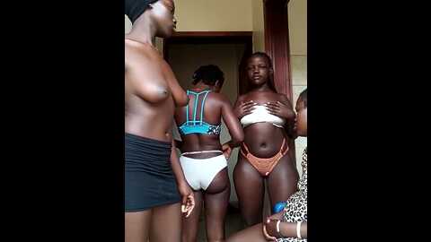Media: holygrail001 Stripchat 2023-10-16 06:56:00
