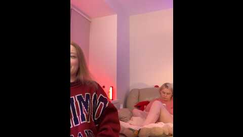 Media: radiants_two Stripchat 2023-10-16 00:00:00