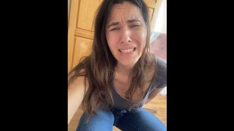 Media: sara_darling Stripchat 2023-10-16 08:02:00