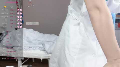 Media: wenwen1688 Stripchat 2023-10-16 01:15:00