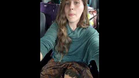 zorii_love @ stripchat on 20231016