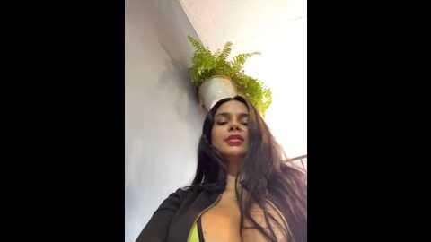 Media: cataleyarusso Stripchat 2023-10-17 18:35:00