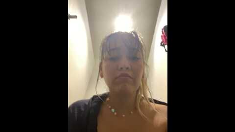 Media: danielavegax Stripchat 2023-10-17 00:29:00