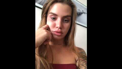 Media: emiliacatalina Stripchat 2023-10-17 18:46:00