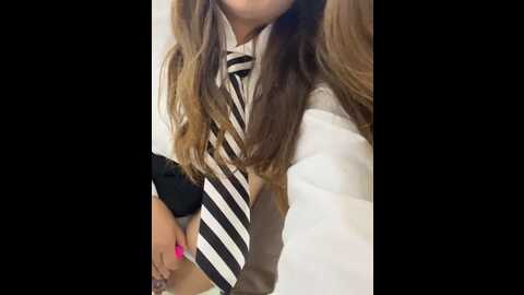 Media: lovely_520 Stripchat 2023-10-17 07:07:00